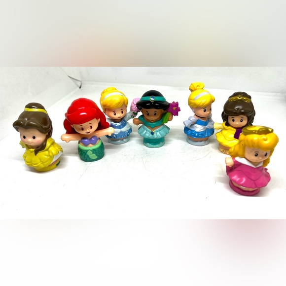 FISHER PRICE💥SOLD OUT💥Princesses Little People’s - Picture 3 of 6